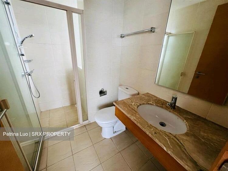 The Lakeshore (D22), Condominium #551396651